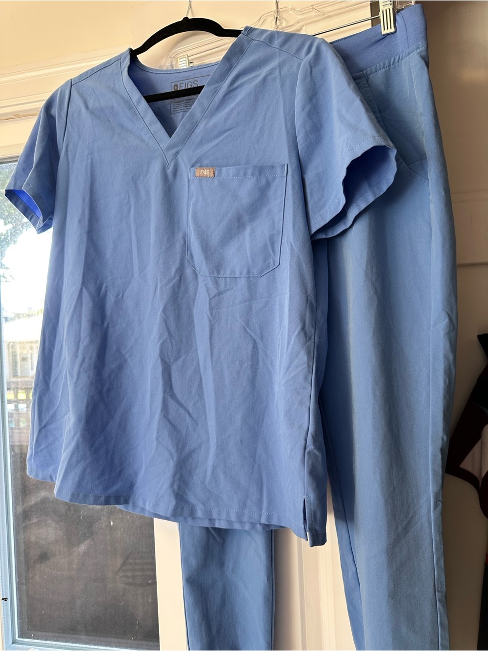 Figs Catarina scrub top in light blue